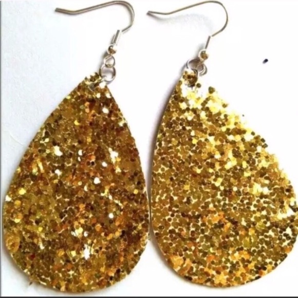 Jewelry - Handmade! Gold Glitter Teardrop Earrings
